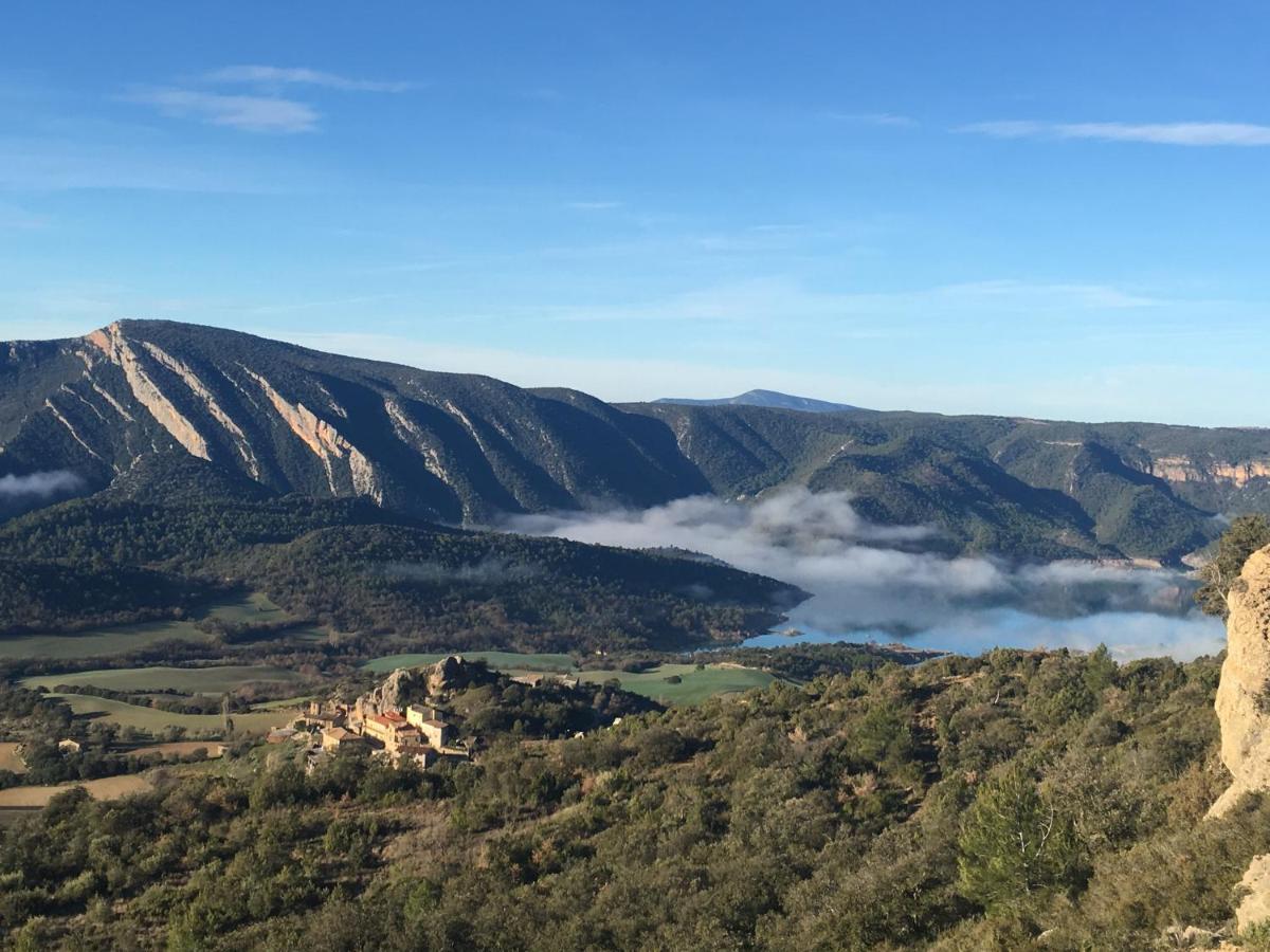 Apartaments La Pertusa 2O Corca  Bagian luar foto