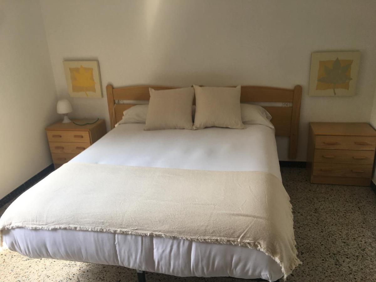 Apartaments La Pertusa 2O Corca  Bagian luar foto