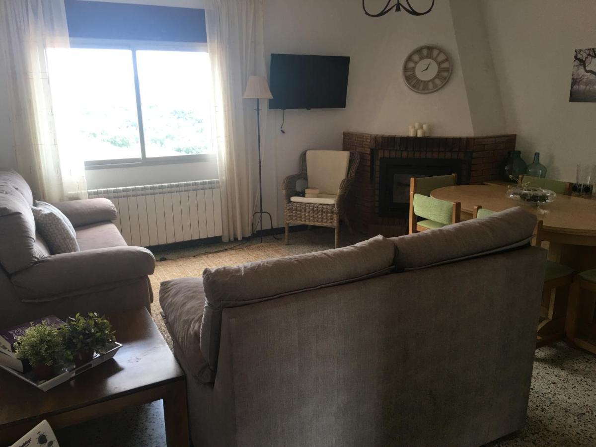 Apartaments La Pertusa 2O Corca  Bagian luar foto