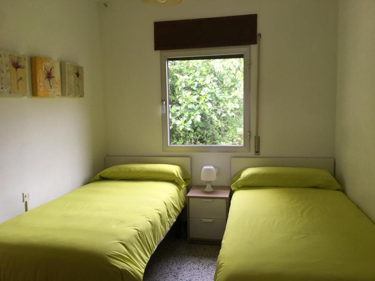 Apartaments La Pertusa 2O Corca  Bagian luar foto